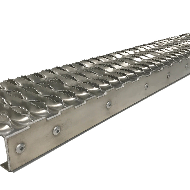 PETERBILT DPF Box Step – EO TRUCK NV, LLC