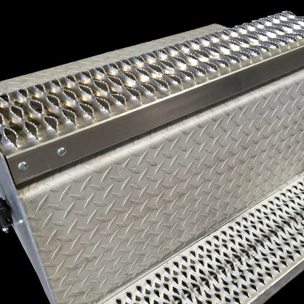 PETERBILT Battery Box Replacement Step